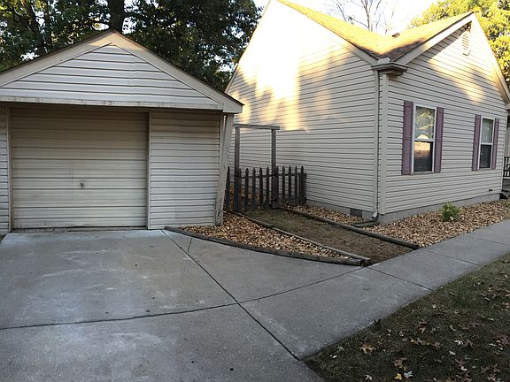 3rd image of 34914 Stellwagen St