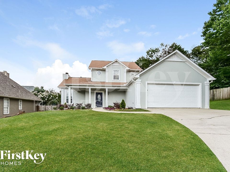 1st image of 917 Jackson Cir