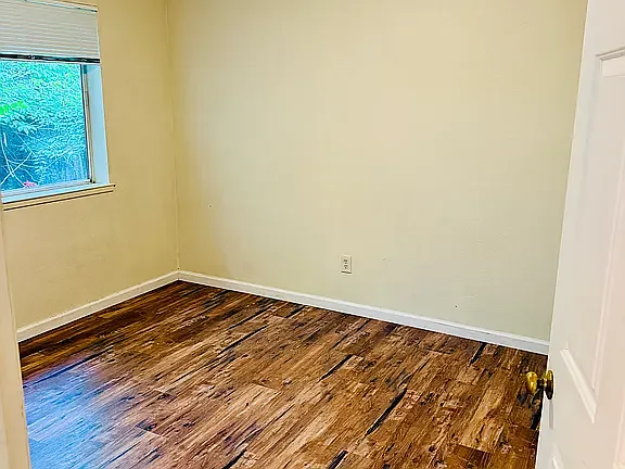 463 Coffield Ave #7 — Photo 11