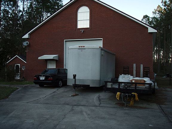 2nd image of 7520 State Road 13 N