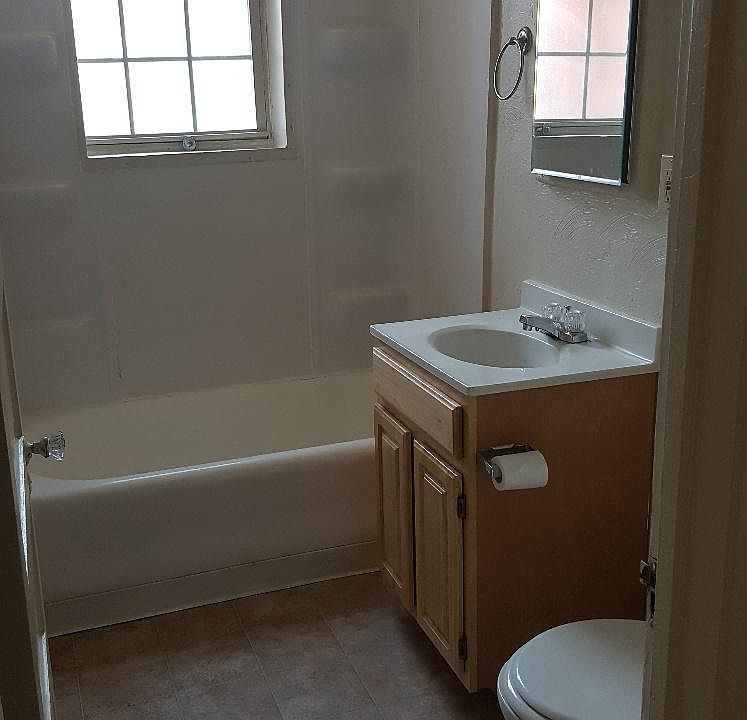 2nd image of 115 E 41st St APT C2