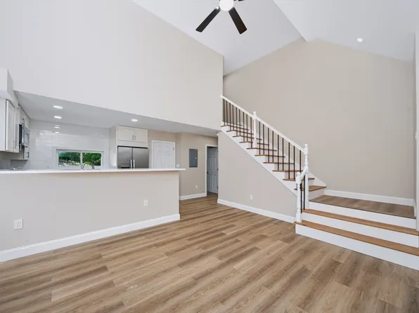 16 Winter Pl, Winchendon, MA 01475