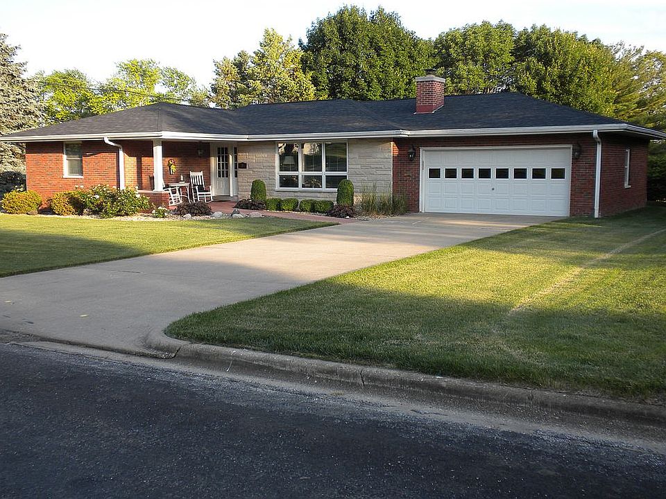 FRONT Exterior View