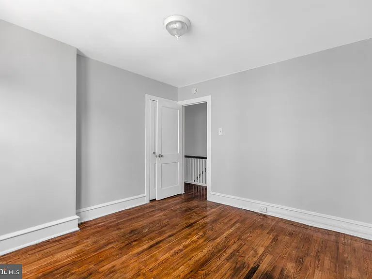 4056 Ellendale Rd — Photo 12