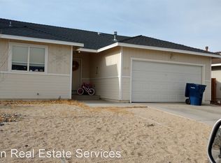 1015 Foster Way, Fernley, NV 89408