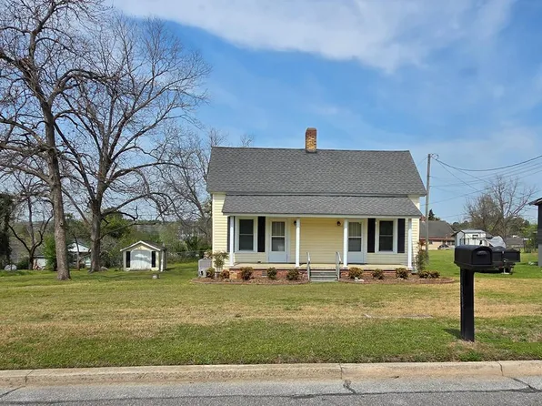 1903 Piedmont St, Newberry, SC 29108