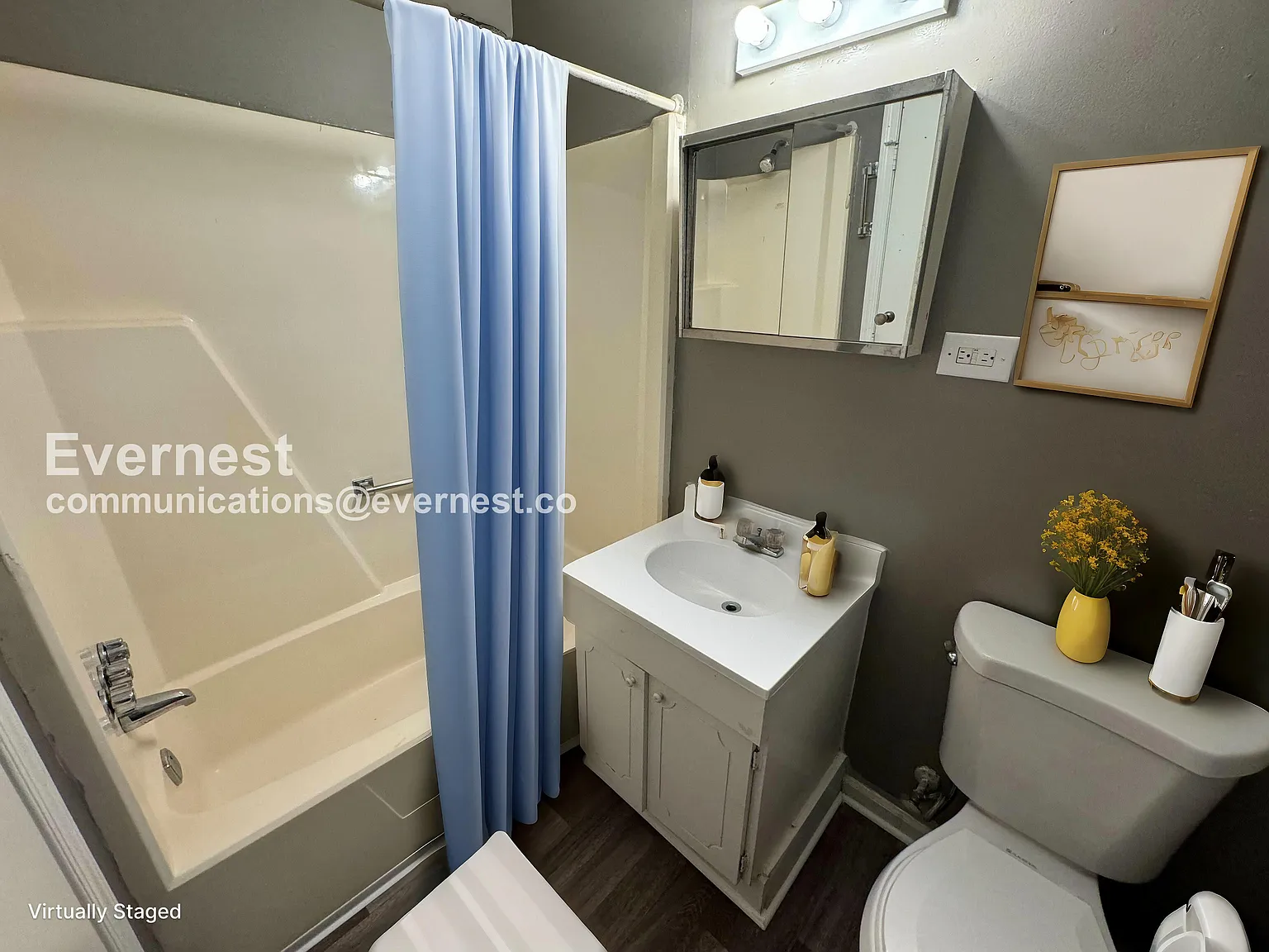 Oakwood Apartments — Photo 4