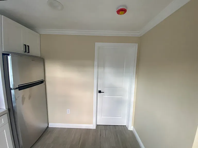 323 S Pima Ave — Photo 5