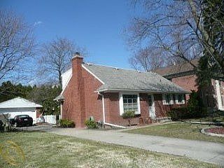 1st image of 1728 W Lincoln Ave
