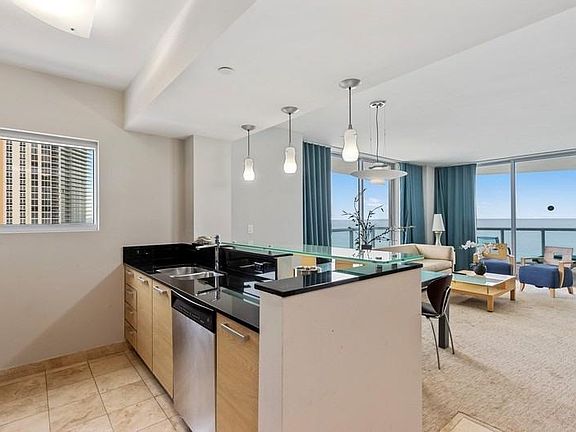 5th image of 18683 Collins Ave #1002