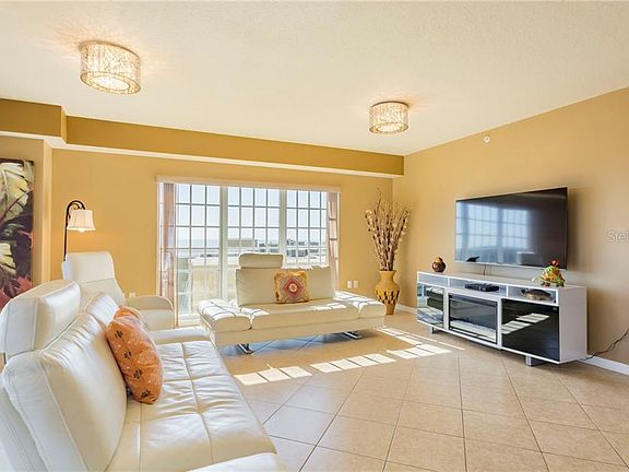 3rd image of 17720 Gulf Blvd #A600