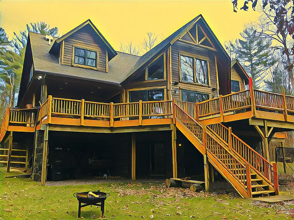 2nd image of 222 Sunset Point