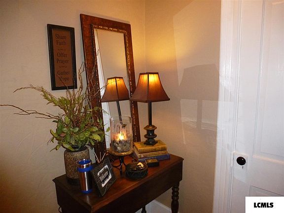 5th image of 107 Hennepin St