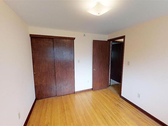 4th image of 5609 Northside Dr