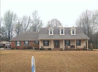 2715 Stonebrook Dr, Nesbit, MS 38651