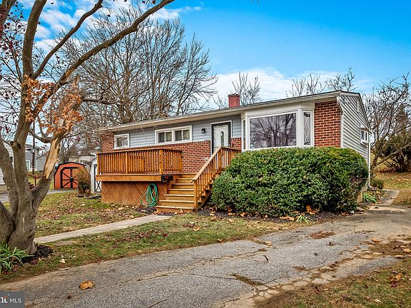 3rd image of 3701 Allenswood Ct