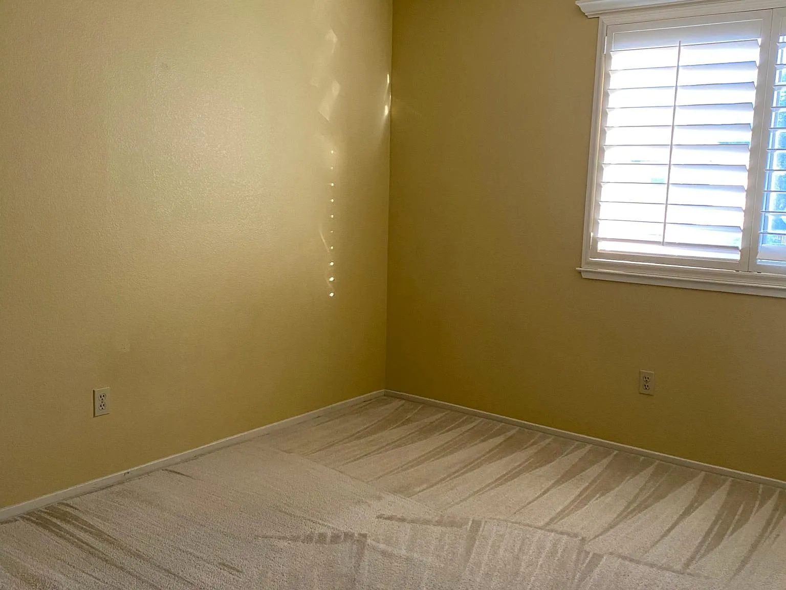 3 bed, 2.5 bath, 1835 sqft, $3,080 — Photo 3