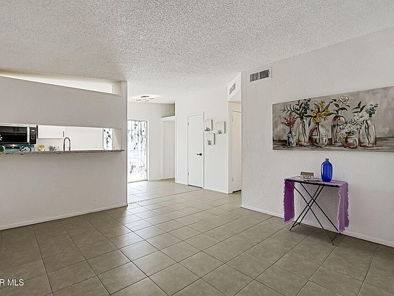 4th image of 10005 Caribou Dr Unit B
