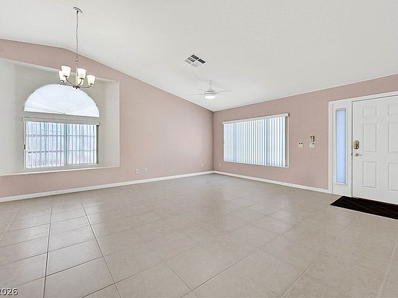 3rd image of 7884 Spindrift Cove St