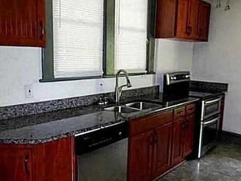 614 Dune St #1 — Photo 7