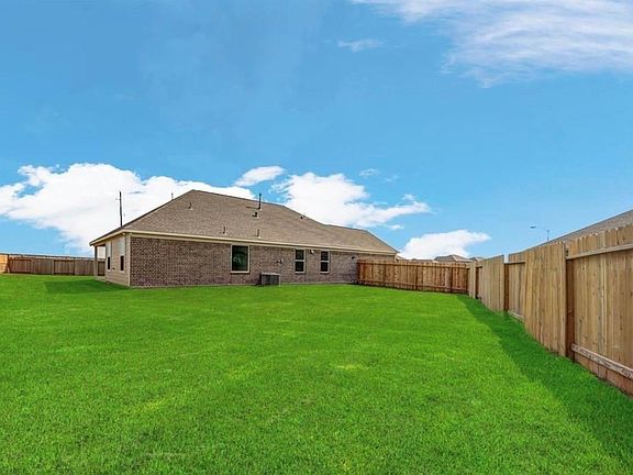5th image of 4303 Greeley Ln