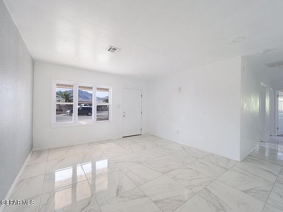 4th image of 8516 Mount Everest Dr