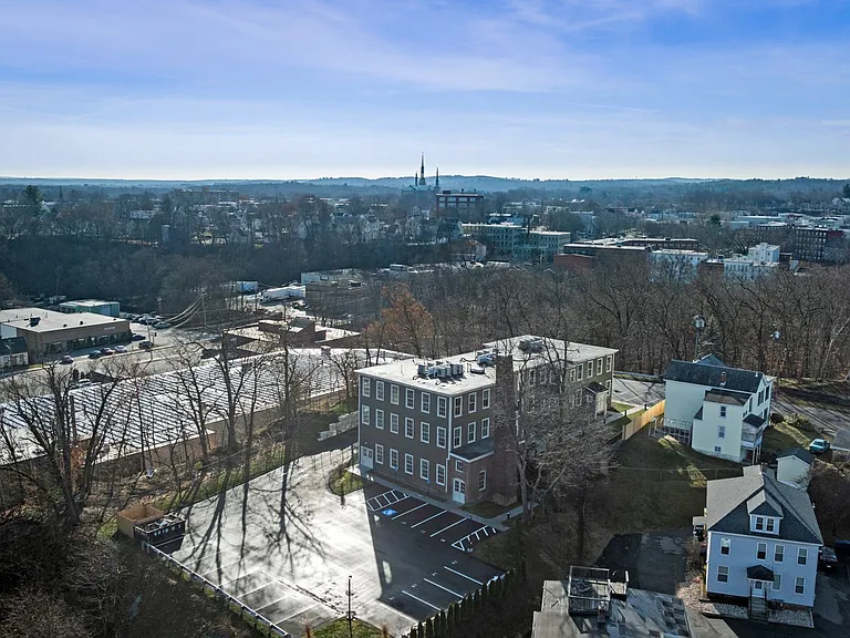 34 Tremaine St — Photo 8