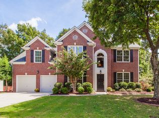 4275 Canterbury Walk Dr, Duluth, GA 30097