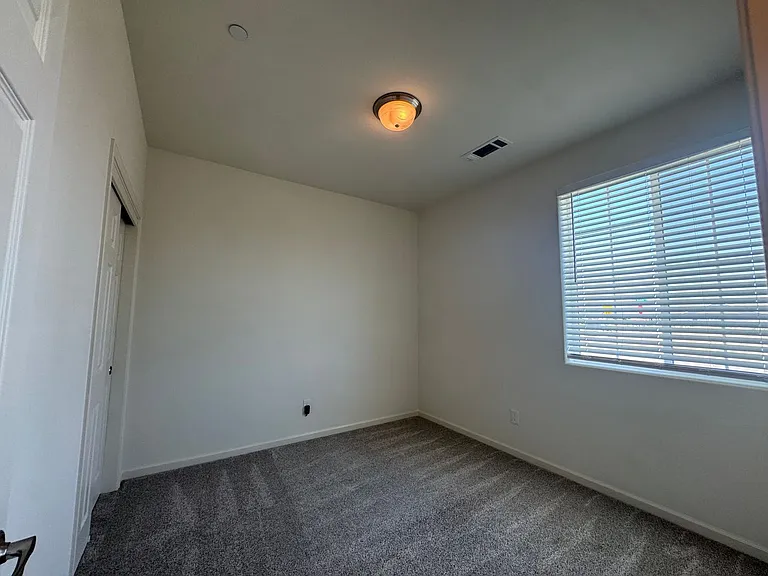 13333 Peach St — Photo 18