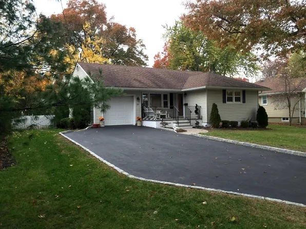 25 Cameron Rd, New Providence, NJ 07974