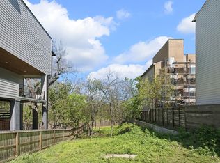 4510 Cornish St, Houston, TX 77007