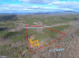 19 Mountain Air Dr, Springfield, WV 26763