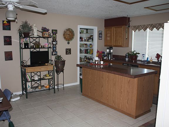 Main Kitchen/Dining
