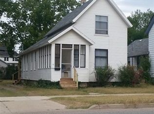 13 E 16th St, Holland, MI 49423