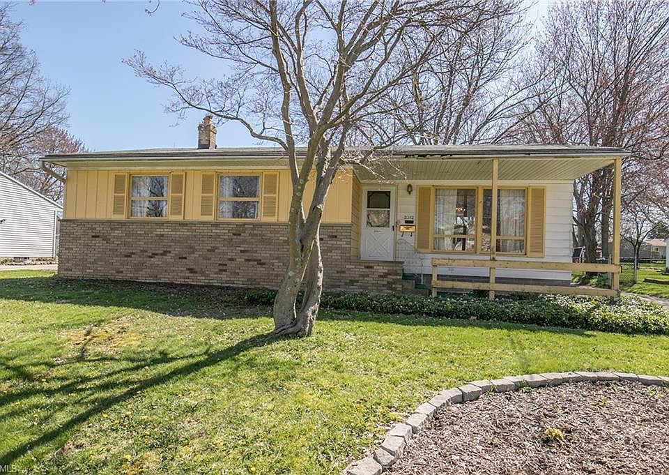 1st image of 2312 Ross Dr