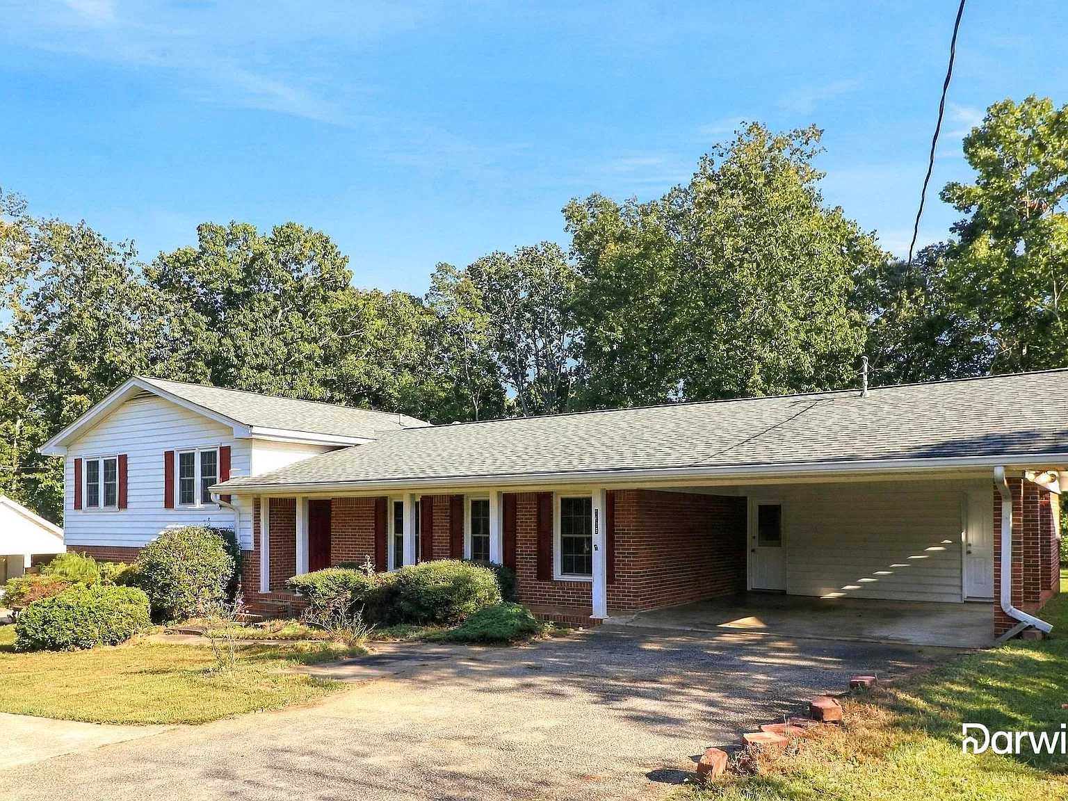 3 bed, 2.0 bath, 1939 sqft, $1,865 — Photo 2