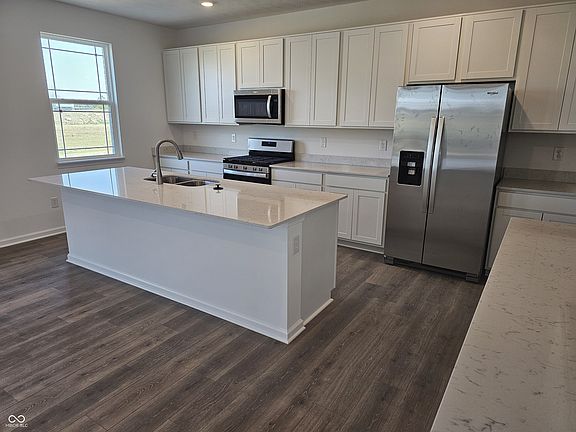 4th image of 7800 Grande Oaks Dr