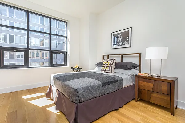 Sold by Compass | media 19