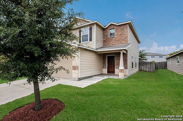 1st image of 9023 Oakwood Park