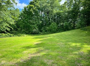 327 Park Ave, Appalachia, VA 24216