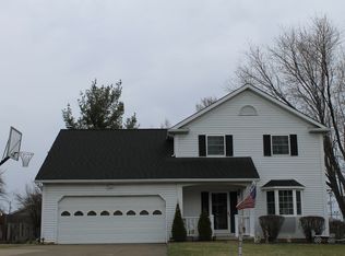 8687 Gettysburg Dr, Twinsburg, OH 44087