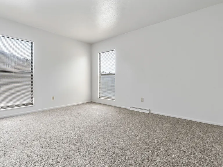 Creekside Terre Apartments — Photo 16