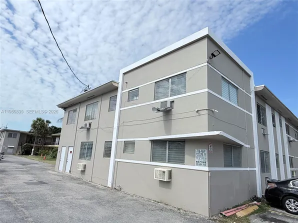 70 NW 77th St APT 9, Miami, FL 33150