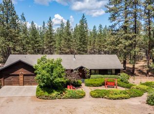 5323 E Quail Ln, Chattaroy, WA 99003