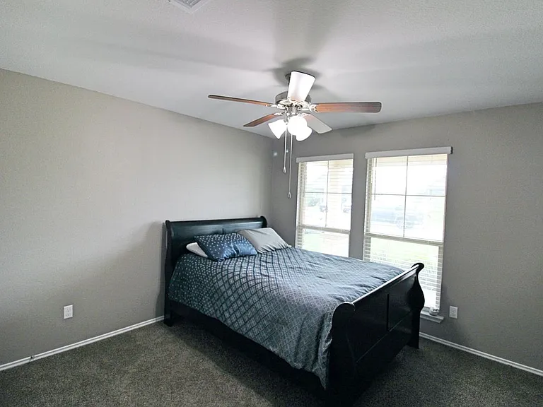 9019 Alabama Ave — Photo 11