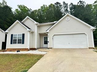 4488 James Wade Dr, Snellville, GA 30039