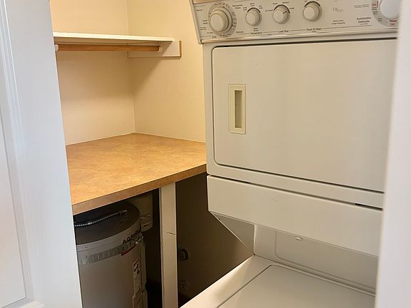 5th image of 715 11th Ave SE #6