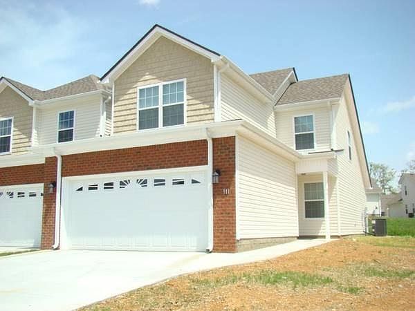 1st image of 911 Gregory Mills Dr