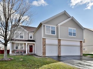 2202 Waterbury Dr, Joliet, IL 60431