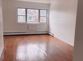 66-09 52nd Ave #3, Maspeth, NY 11378